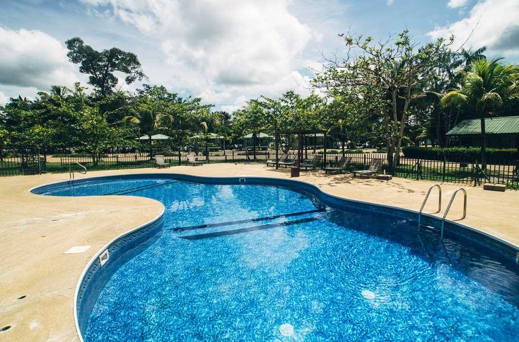 Overbridge River Resort باراماريبو المرافق الصورة